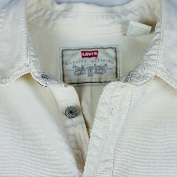 Levi’s Levi Strauss Red Tab Cream Colored Button Down Shirt - Picture 3 of 9
